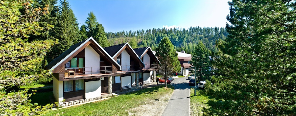 HOTEL FIS 2/35