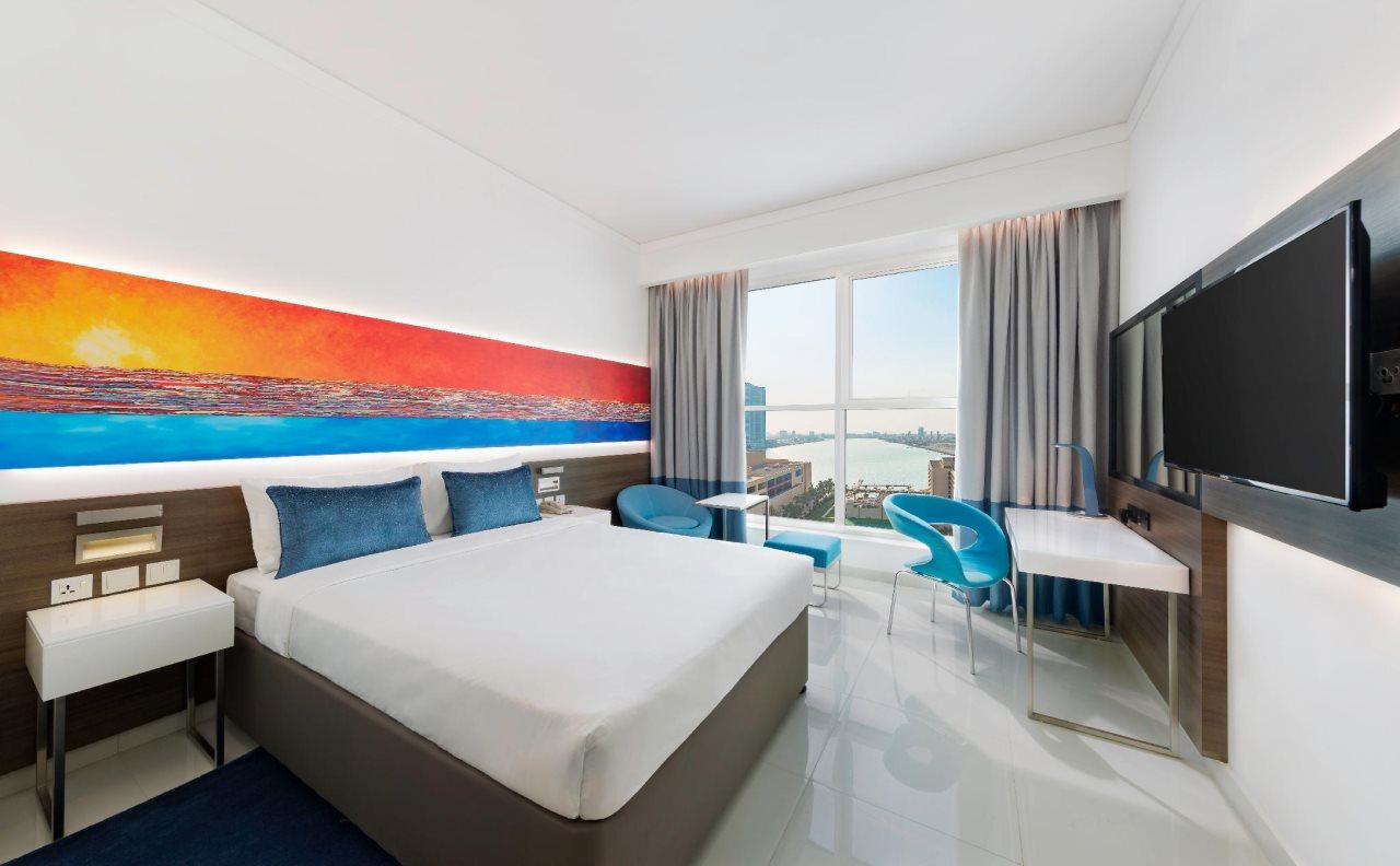 ROOM, DOUBLE BED, CREEK VIEW