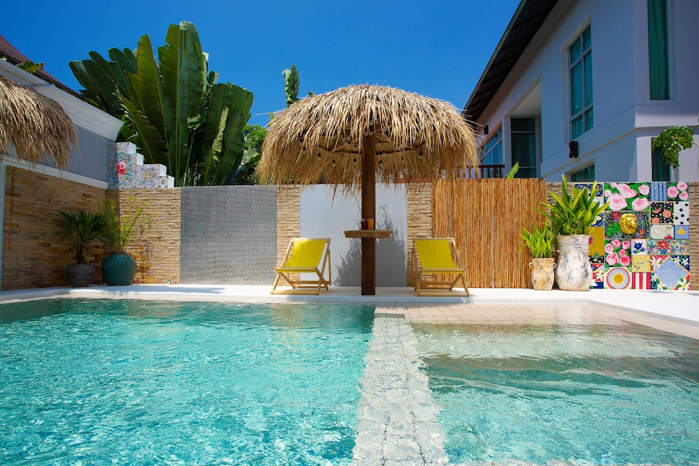 Nirvana Platinum Bbq Villa 7 Bedroom 42/50