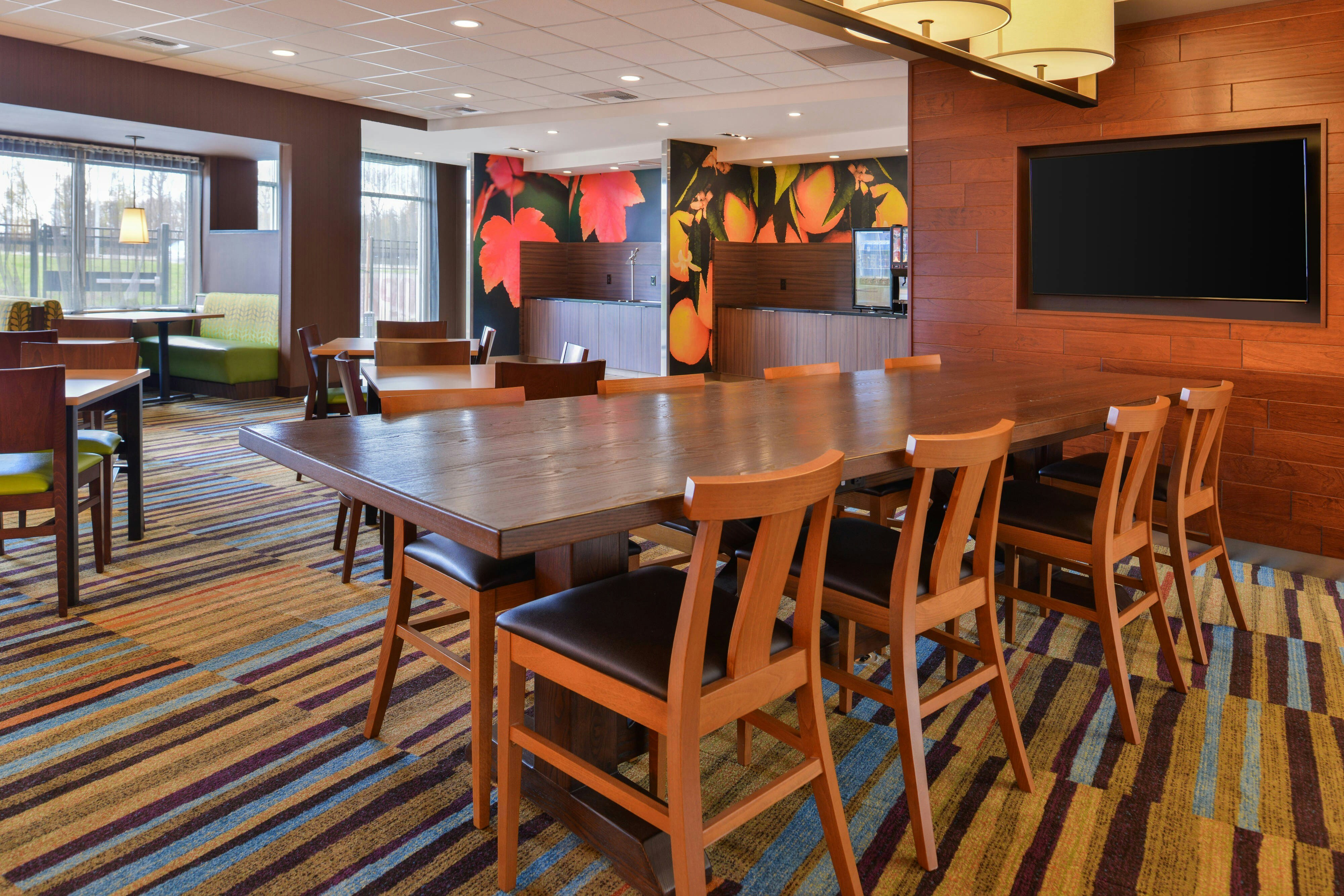 Fairfield Inn Suites Eugene East Springfield 38/47