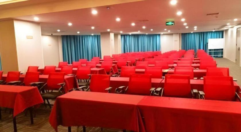 GreenTree Eastern Changge Yiwu City Hotel 53/57