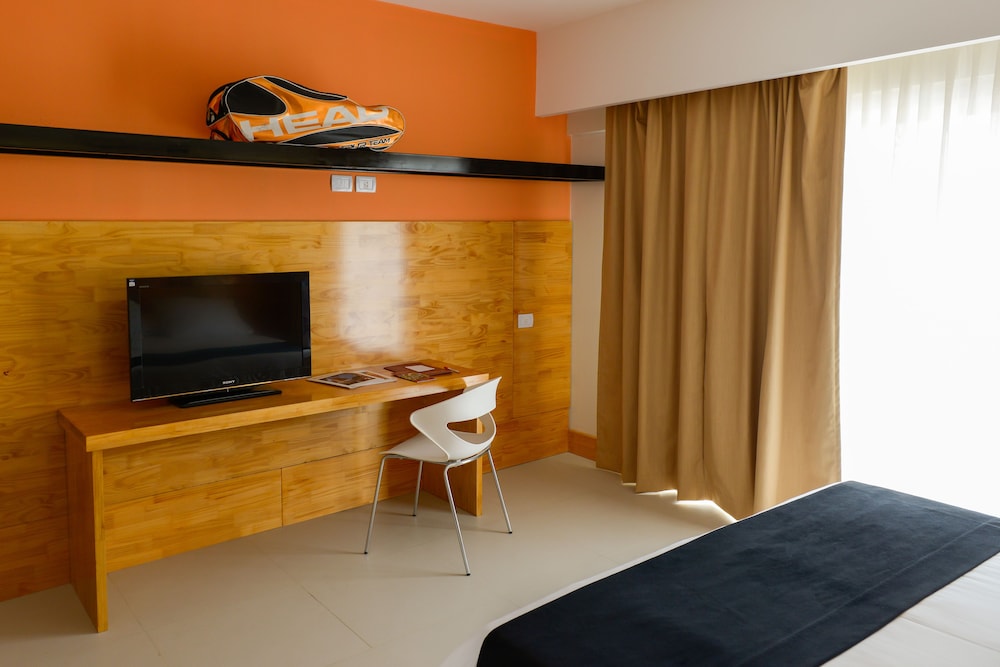 AMERIAN VILLA DEL DIQUE 20/27
