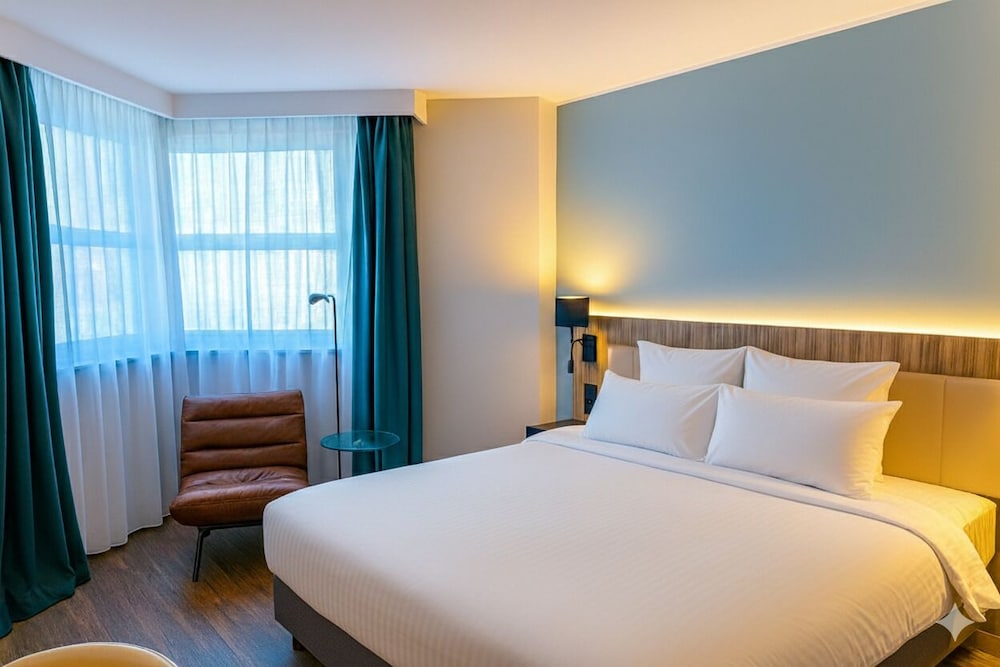 Standard, Double and Twin Beds