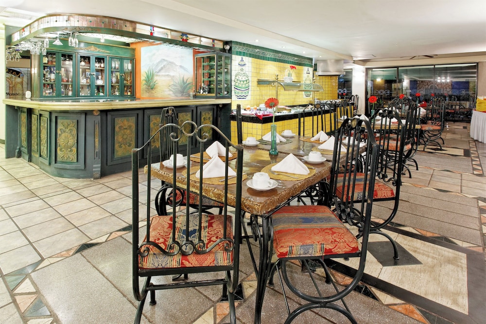 Holiday Inn & Suites Guadalajara Centro Historico 38/50