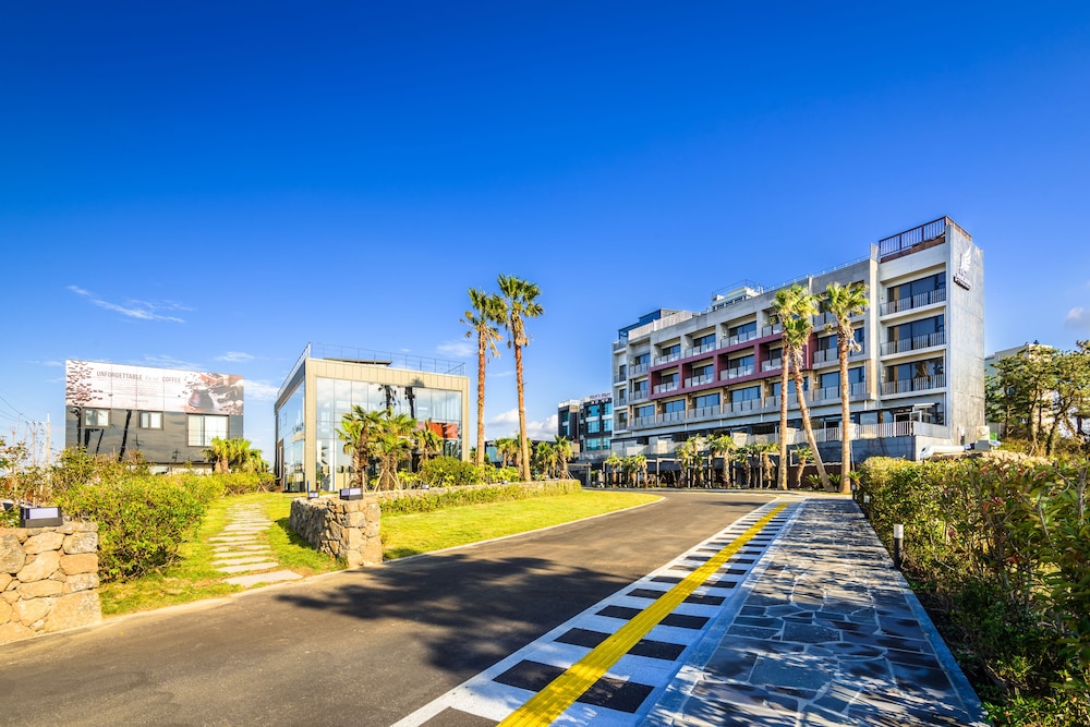 Augila Hotel Jeju Oceano Suites 47/61