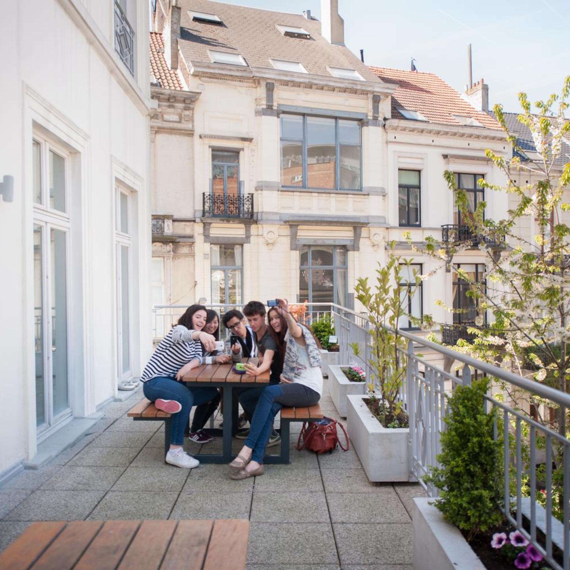 Jacques Brel Youth Hostel 40/48