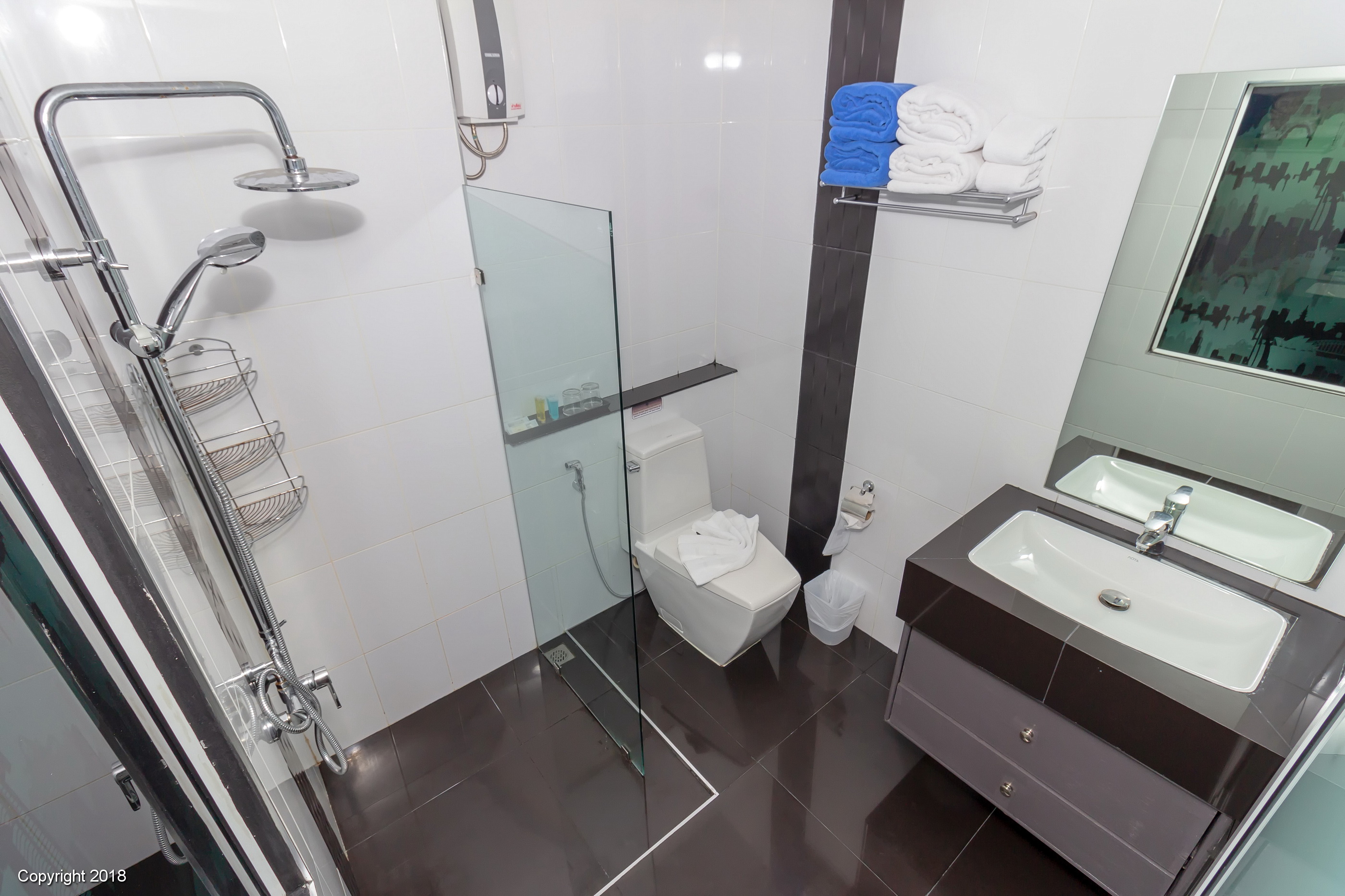 غرفة سوبيريور بسرير مزدوج أو سريرين منفصلين بشرفة، MODERN LIVING HOTEL 4/4