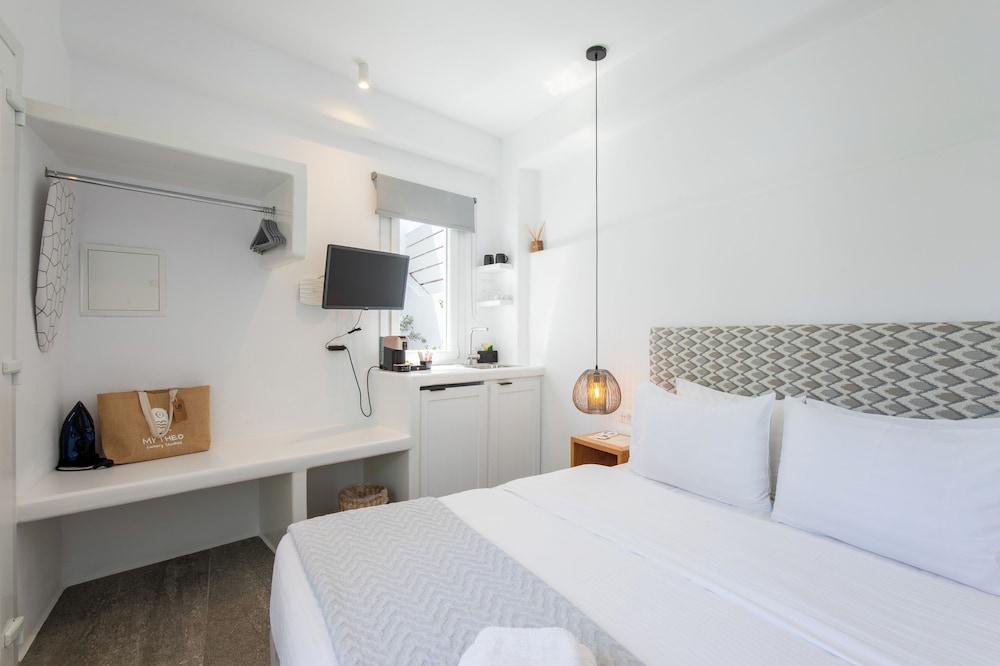 Mytheo Luxury Studios 14/50