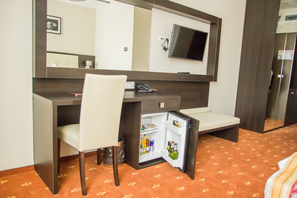 Hotel Salis & Medical Spa 25/28