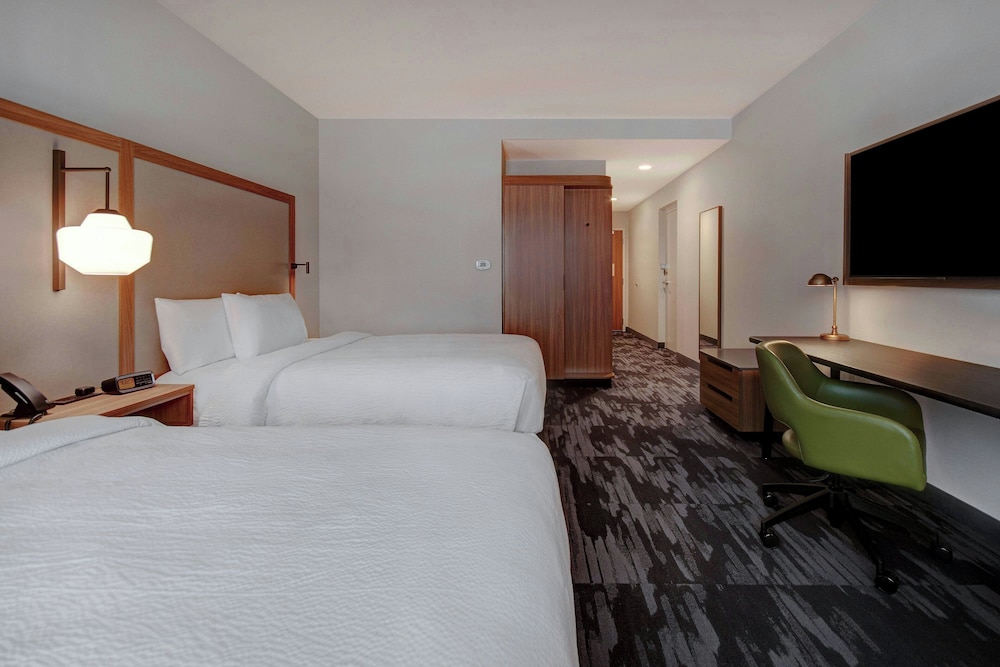 Fairfield Inn & Suites Rochester Hills 9/34