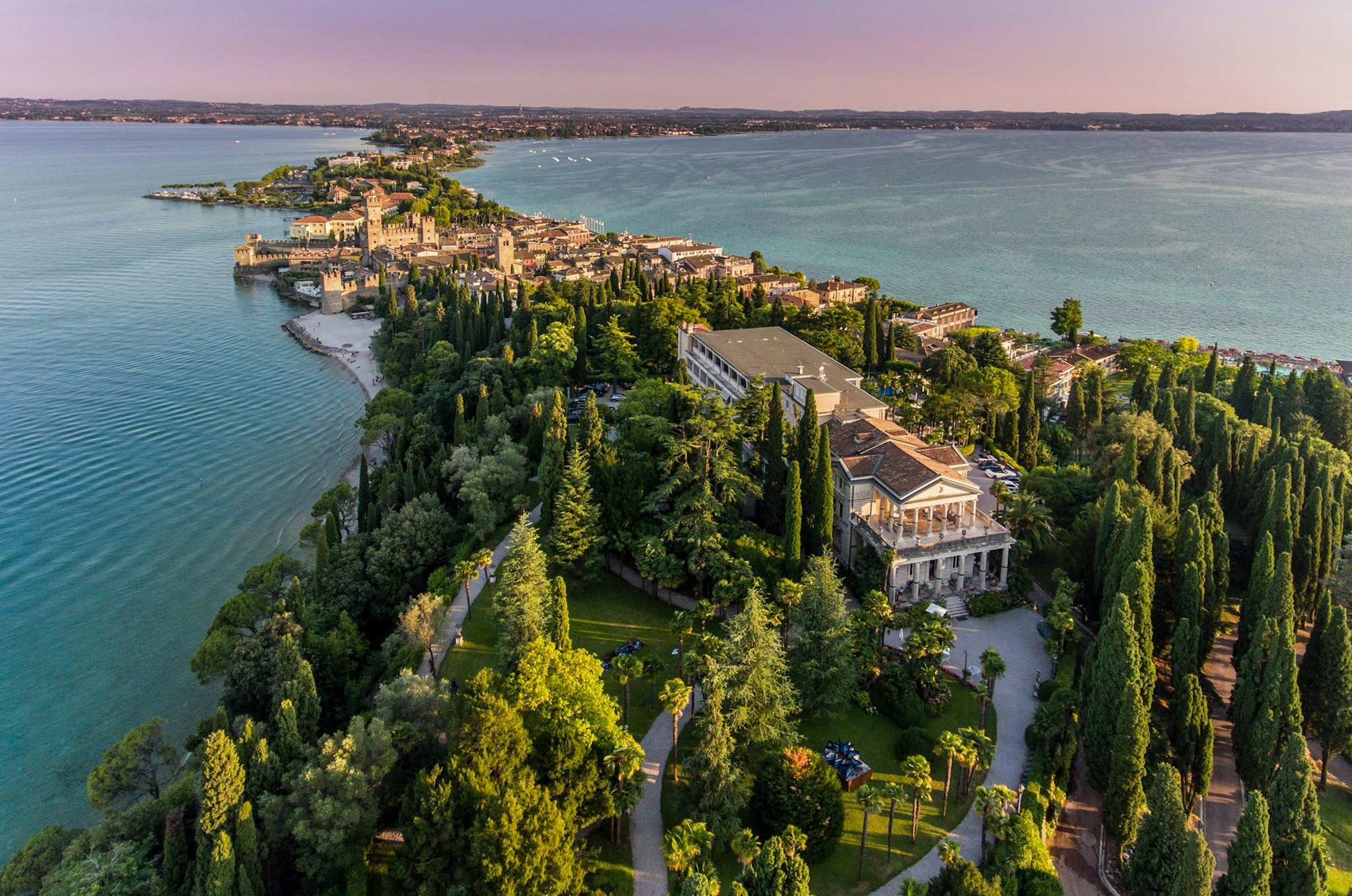 Villa Cortine Palace Hotel 51/57