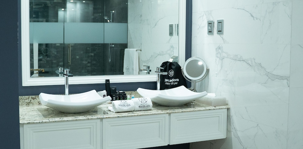 جناح جونيور بسريرين كوين، Hotel and Spa Mansion Solis by Hotsson 5/5