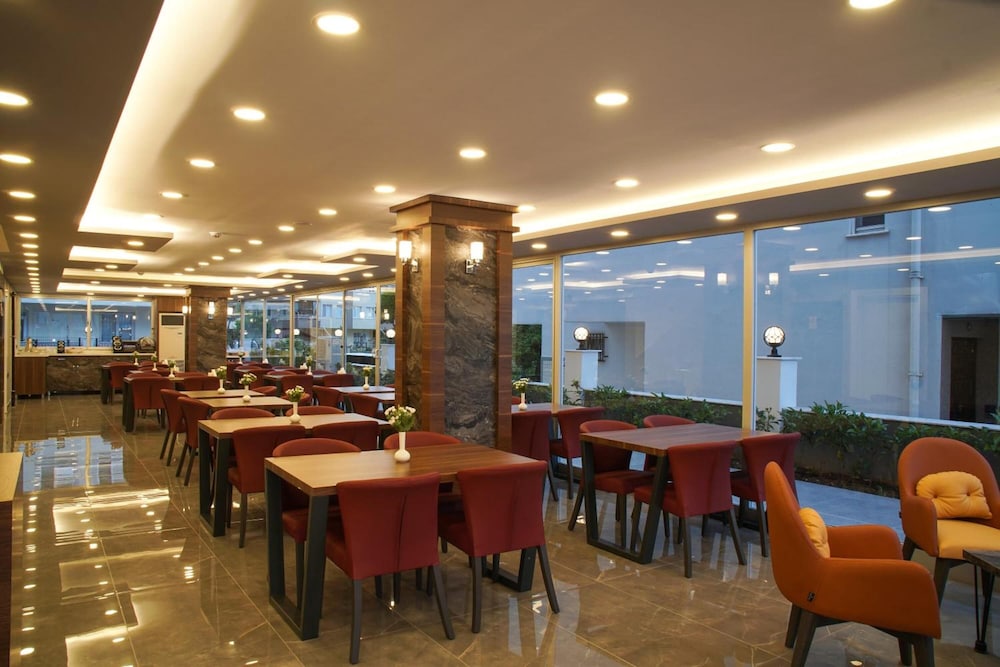 Af-Ra Hotel 33/50
