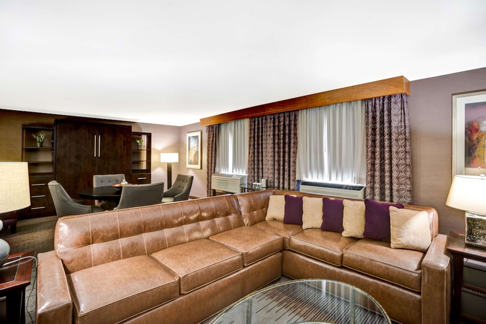 Doubletree Hotel Downtown Wilmington Legal 31/60