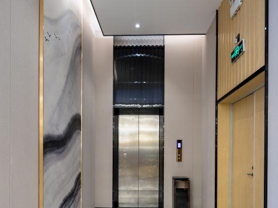 No.1 superior hotel (Dongguan Shipai Avenue store) 23/36