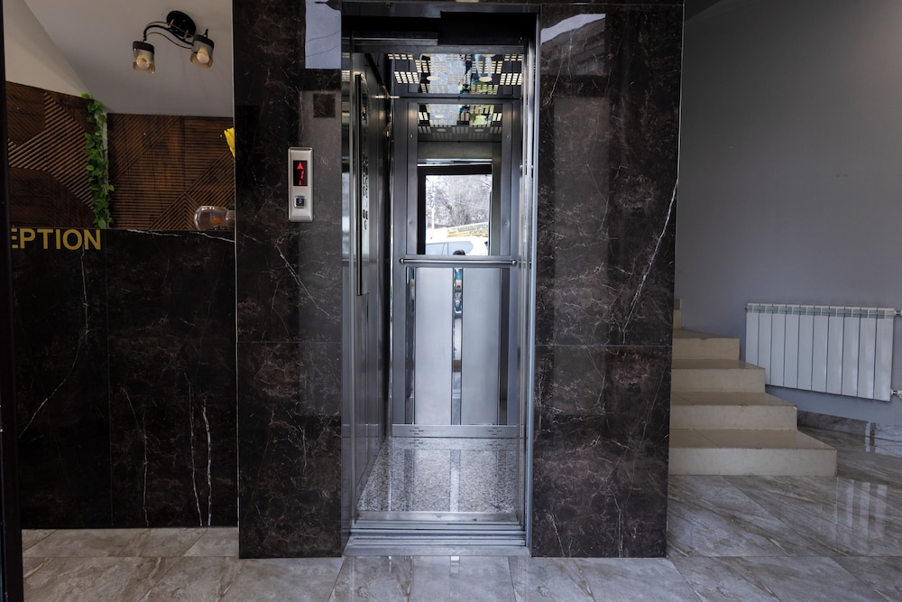 Horizon Hotel Yerevan 9/91