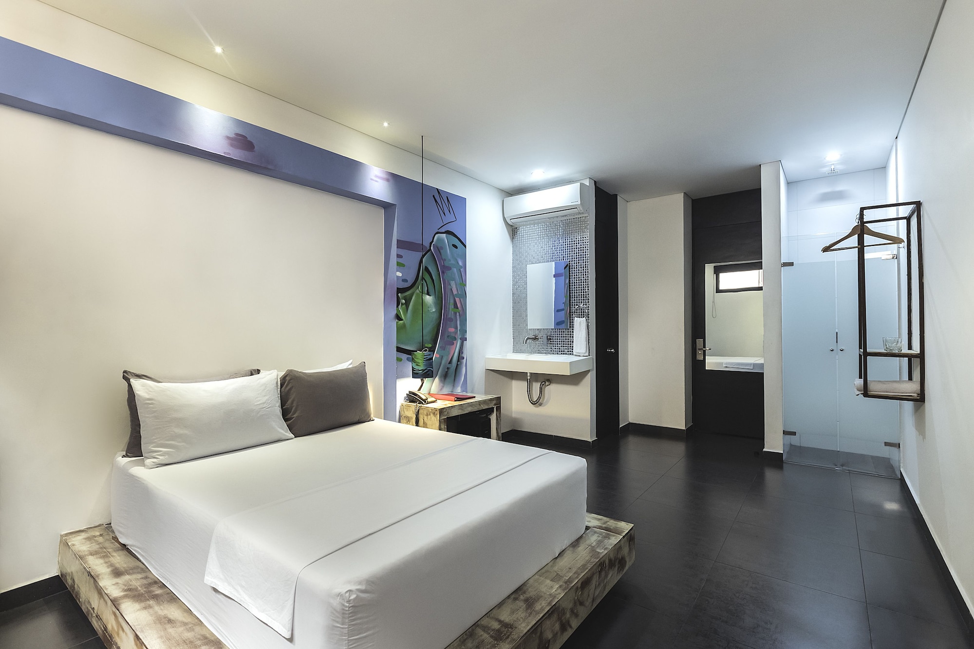 SUPERIOR, DOUBLE BED