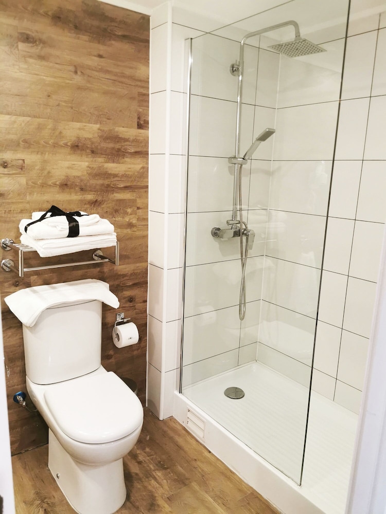 HOSTAL BOUTIQUE BLACK CAT 37/38