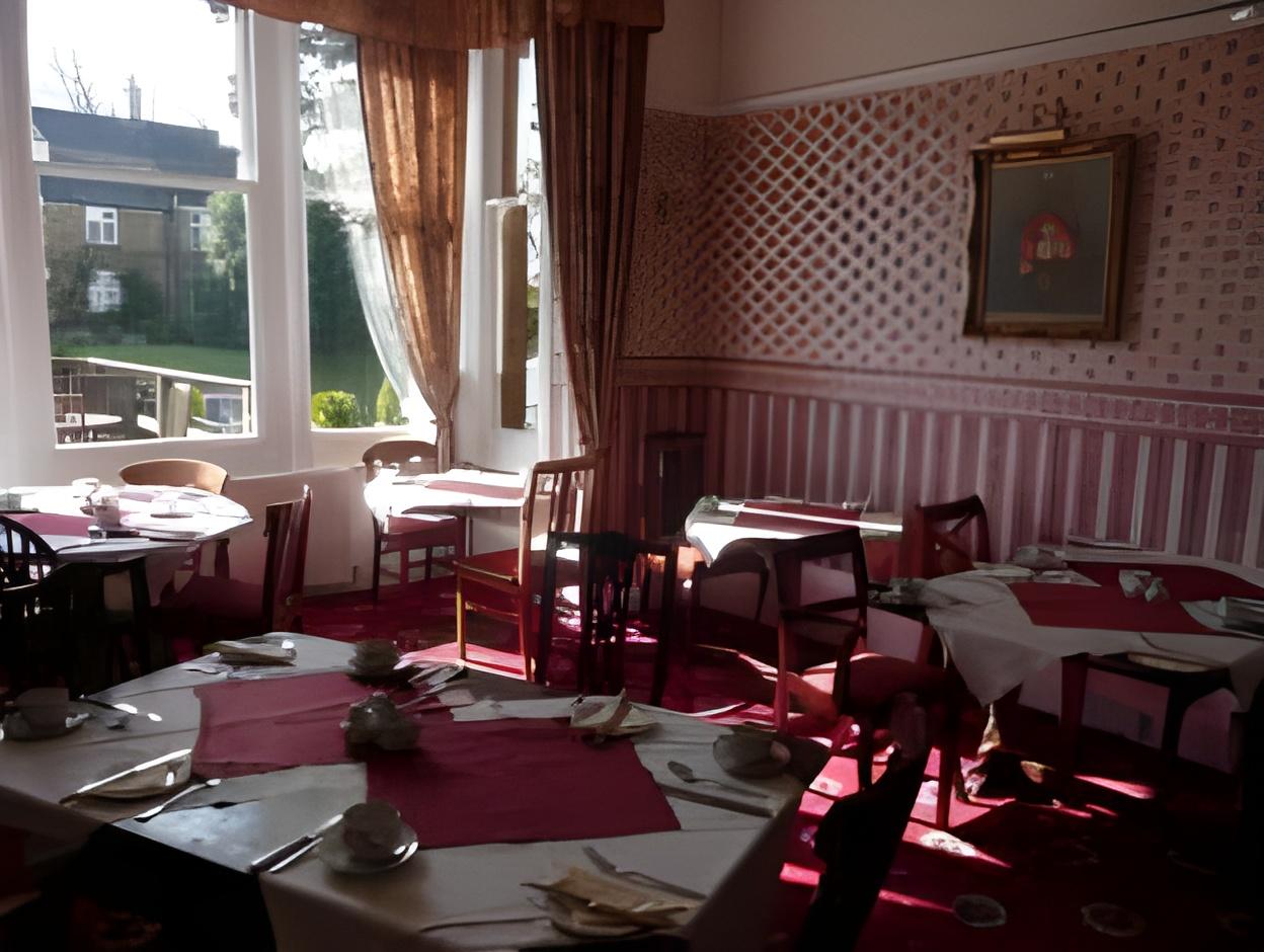 The Lismore Hotel 15/24