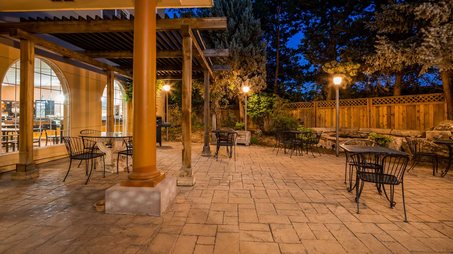 Best Western Plus Caldwell Inn & Suites 46/46