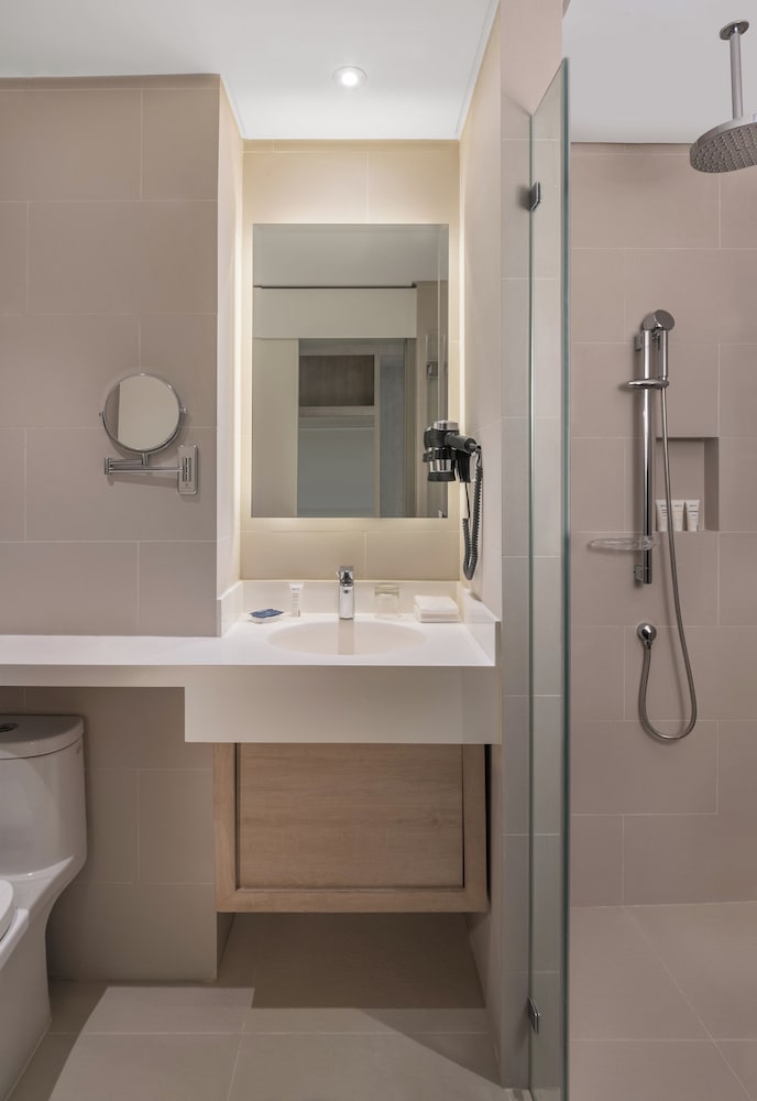 Park Inn By Radisson North Edsa 68/71