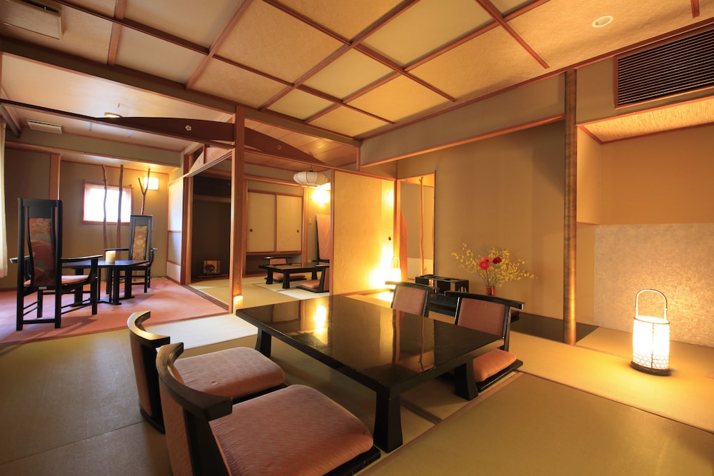 Atarayo Nishiizu 48/61