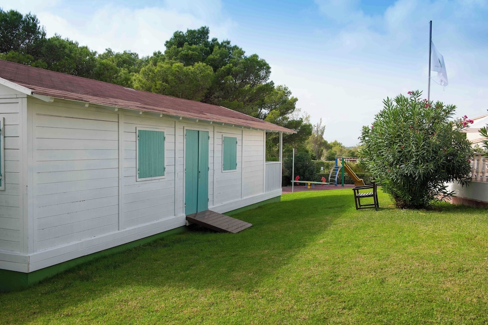 Valentin Son Bou Hotel Apartments 79/85