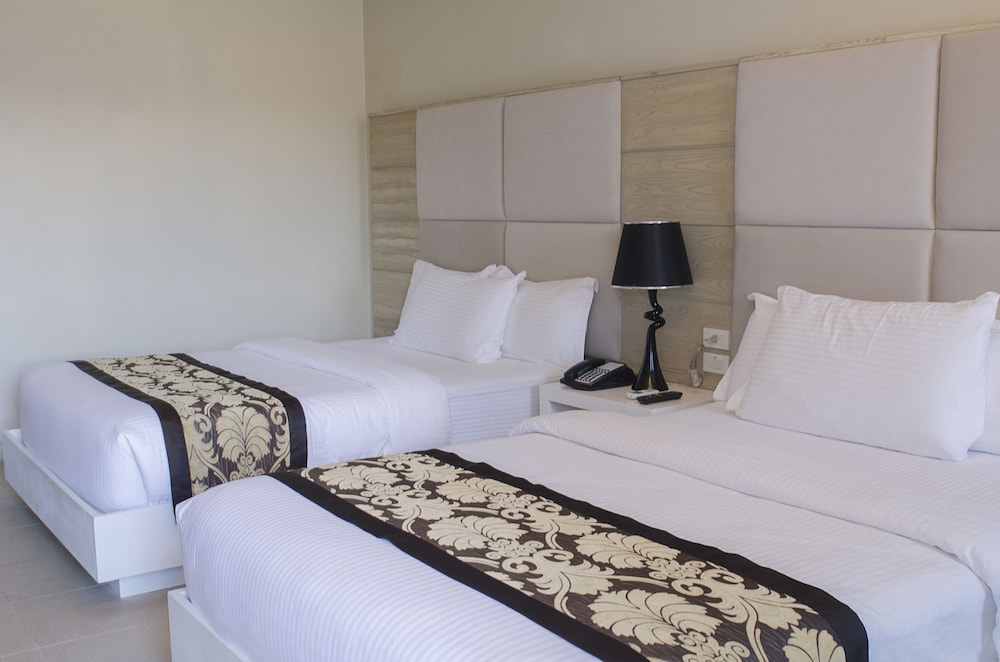 The Muse Beach Front Hotel Boracay 19/50