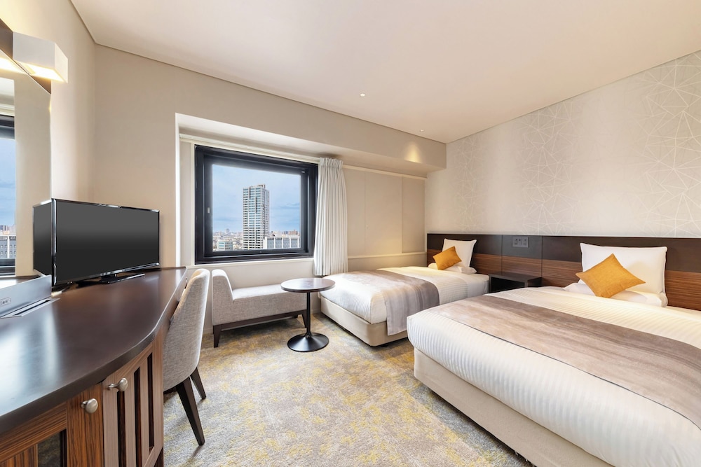 DELUXE, TWIN BEDS