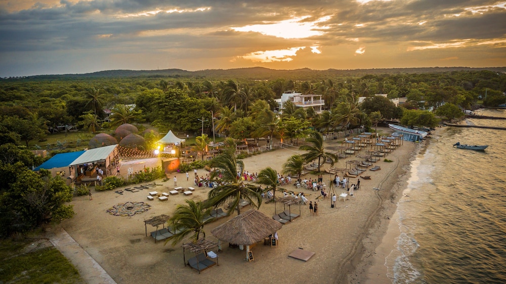 Hotel Fenix Beach Cartagena 67/78