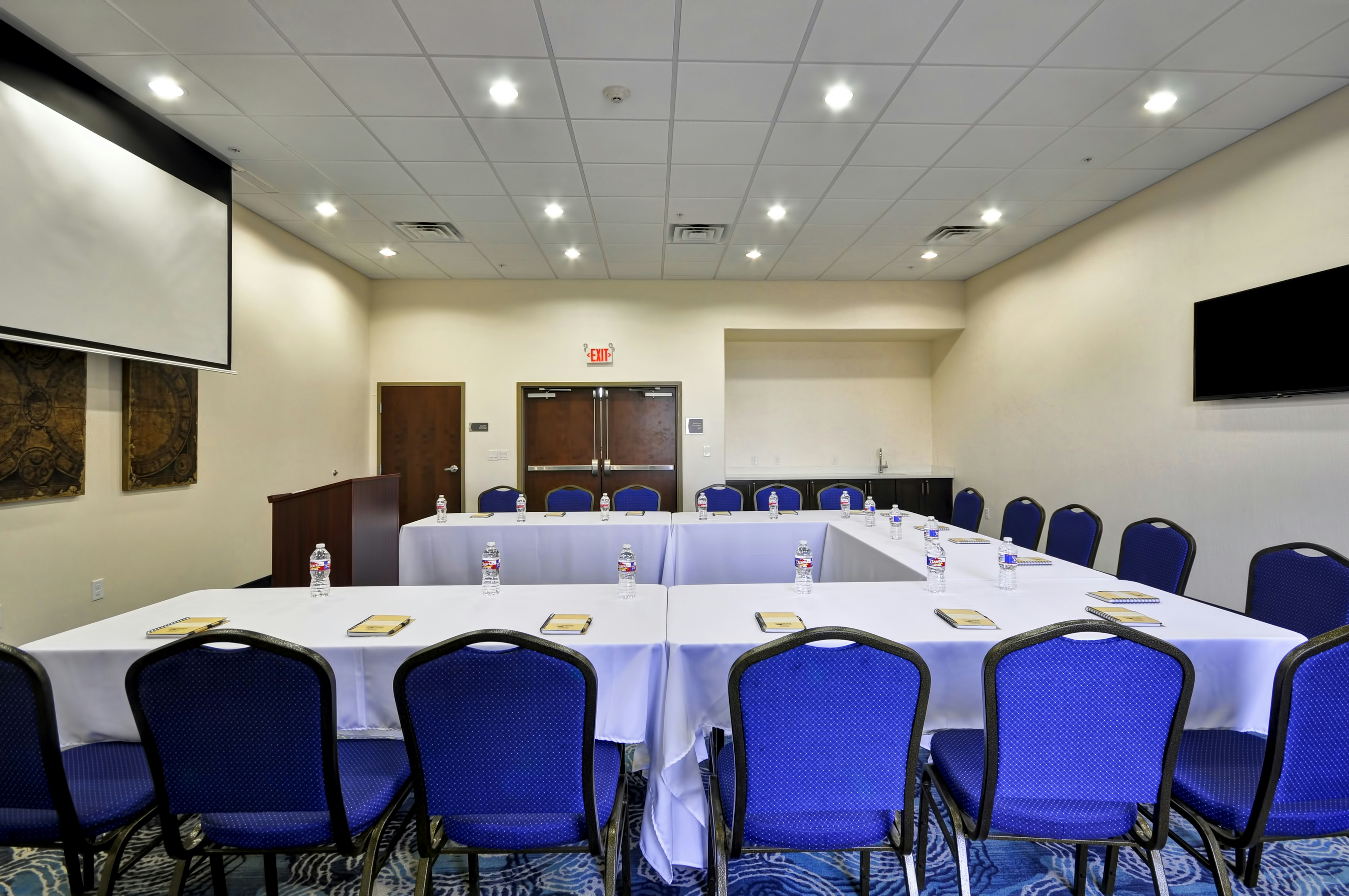 HOMEWOOD SUITES BY HILTON NEW BRAUNFELS 62/81