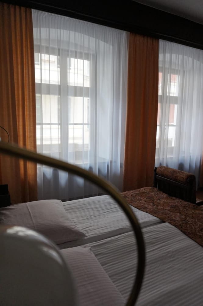 Dwor Polski Hotel 16/50