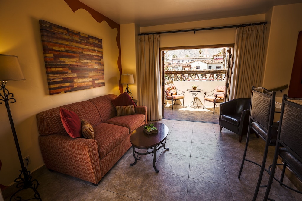 Los Arboles Hotel 26/50