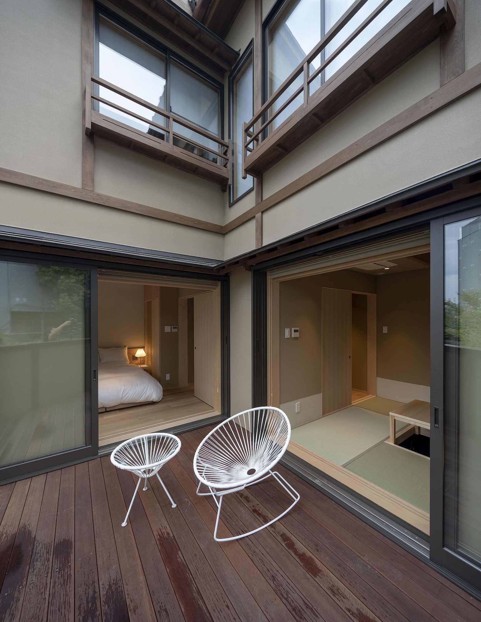 غرفة بفراش فوتون وفرشتي فوتون بحوض استحمام، Campton Kiyomizu 2/2