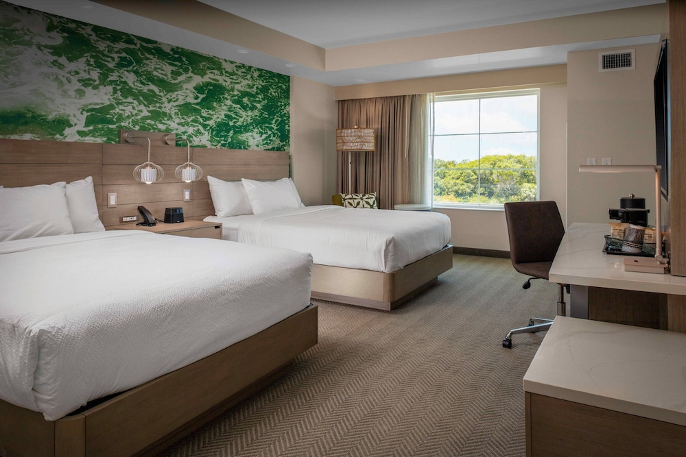 Courtyard by Marriott Jekyll Island 14/48