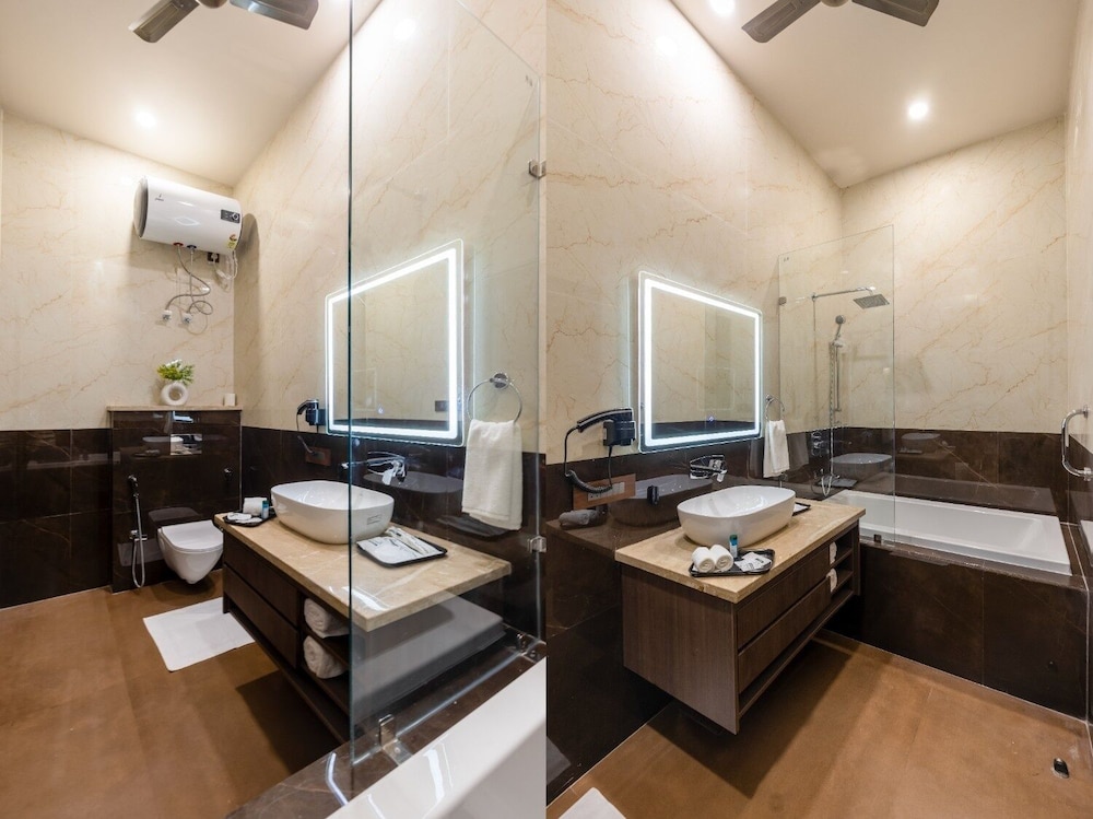 Saltstayz Autograph Connaught Place 57/58