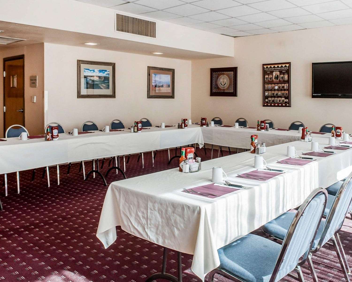 Quality Inn Navajo Nation Capital 17/17
