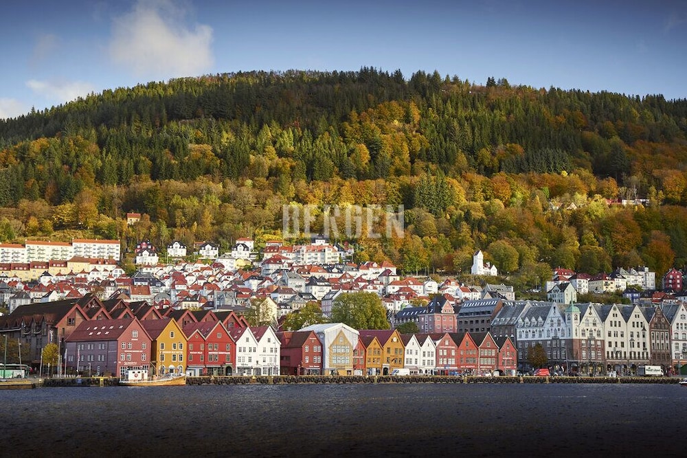 Fjordslottet Hotell 16/20