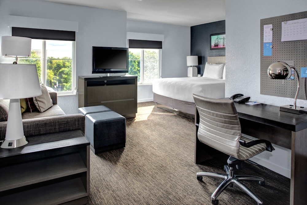 Hyatt House Raleigh-Durham Airport 32/66