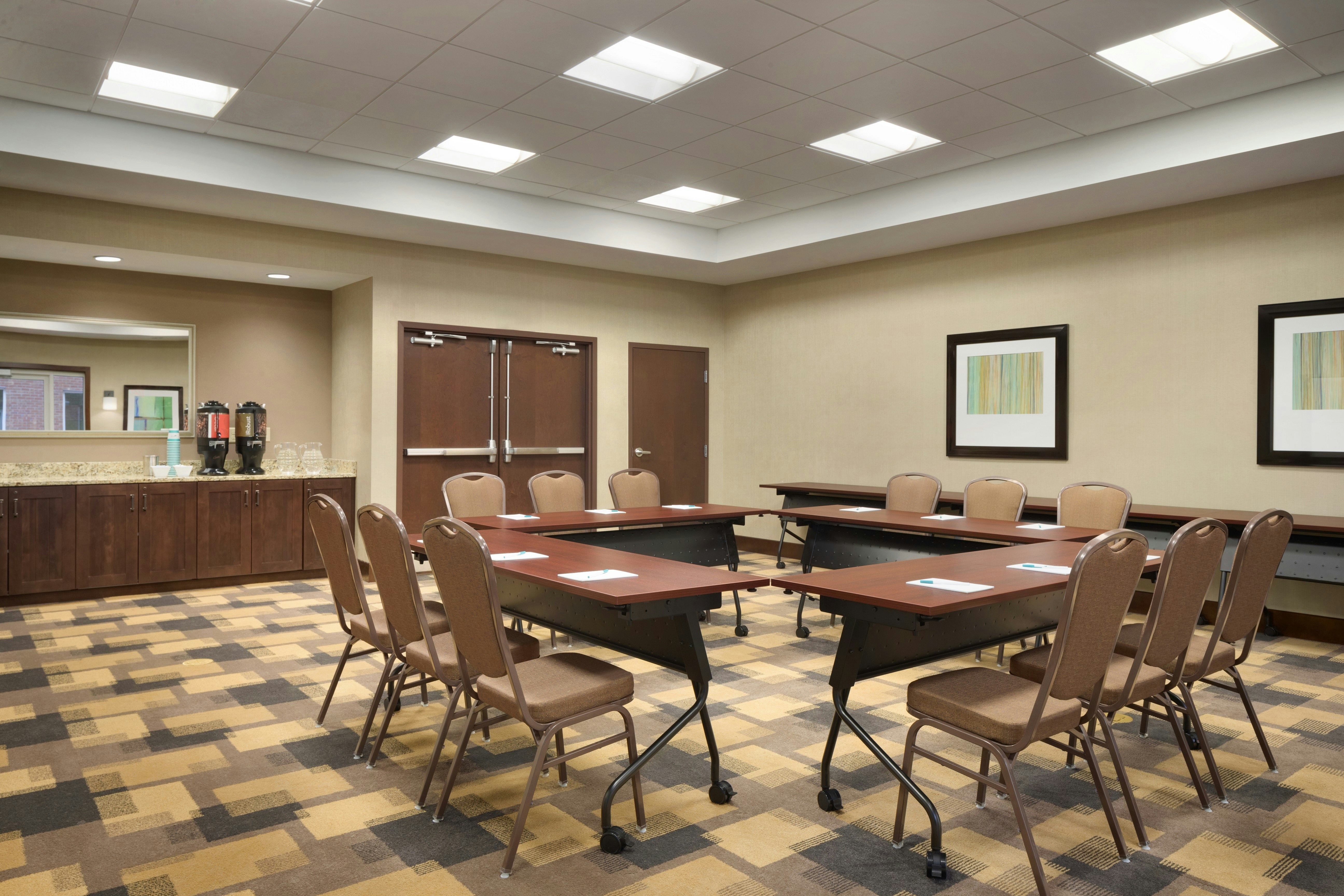 Homewood Suites By Hilton Kalamazoo-Portage 15/17