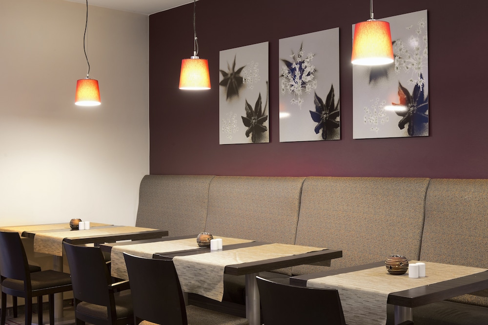 Mercure Hotel Dusseldorf Neuss 36/47