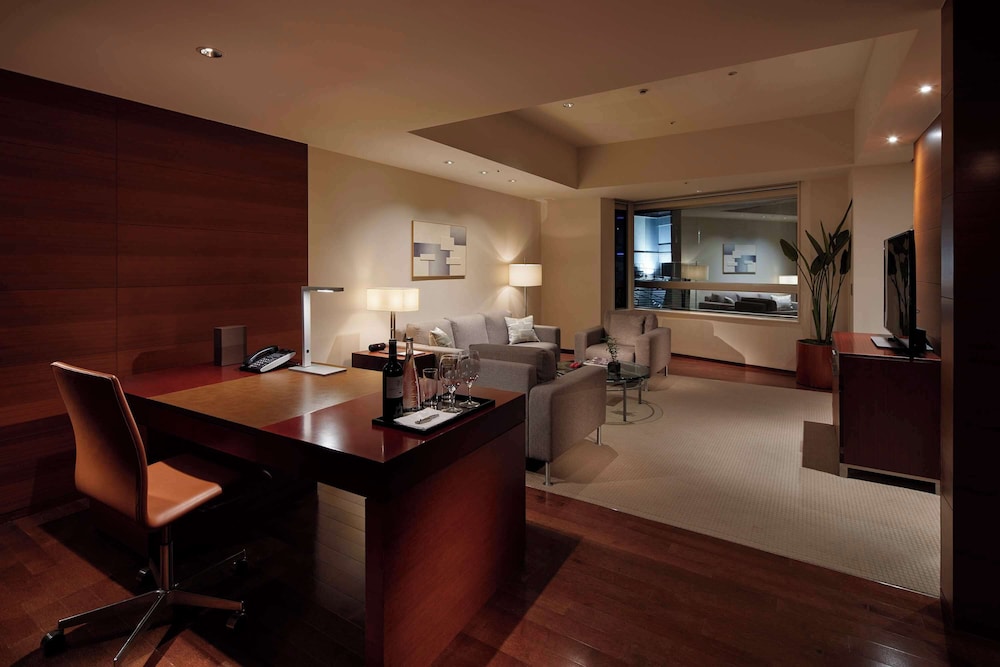 Grand Hyatt Tokyo 60/68