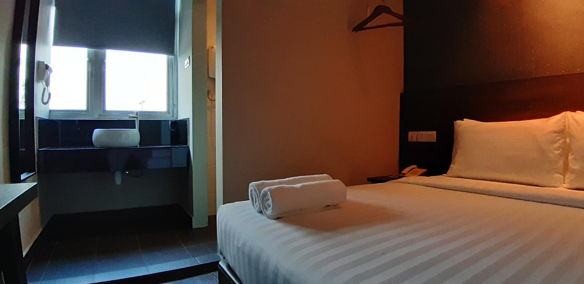 غرفة اقتصادية بسرير مزدوج