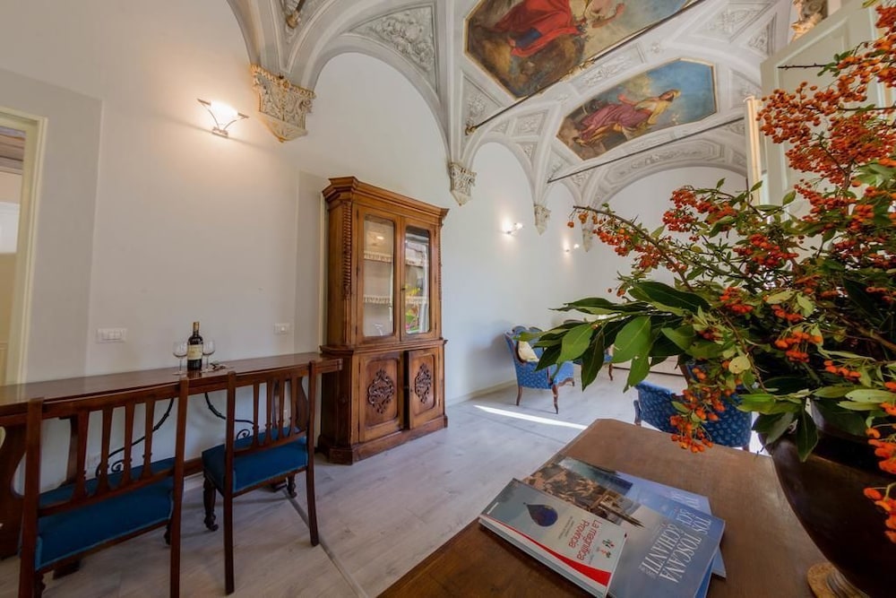 Residenza D'epoca Palazzo Riblet 34/44
