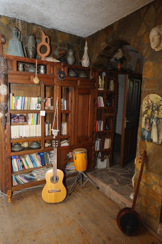 Koyevi Olympos Countryhouse 25/50