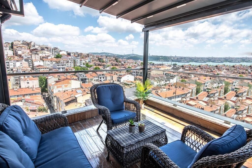 HOTEL BOSFORA 33/50
