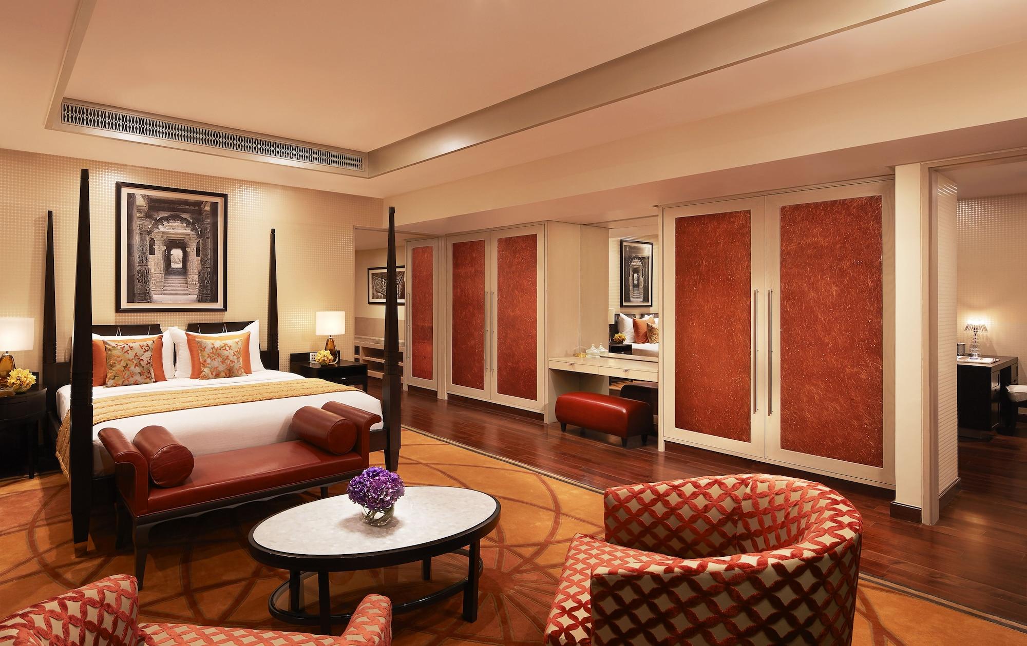 Luxury Suite