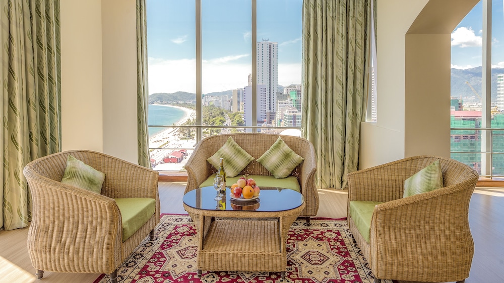 Nha Trang Lodge 48/72
