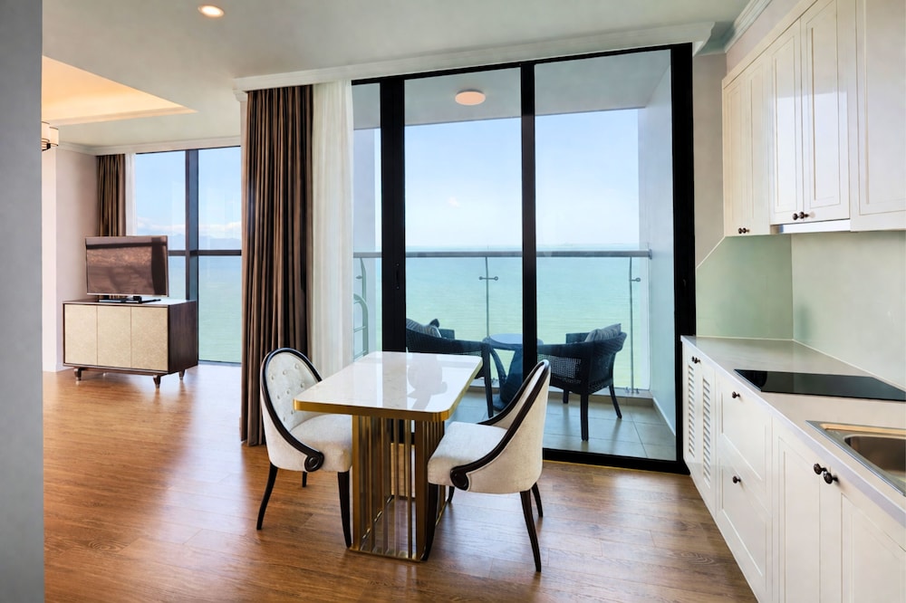Vinpearl Beachfront Nha Trang 63/74