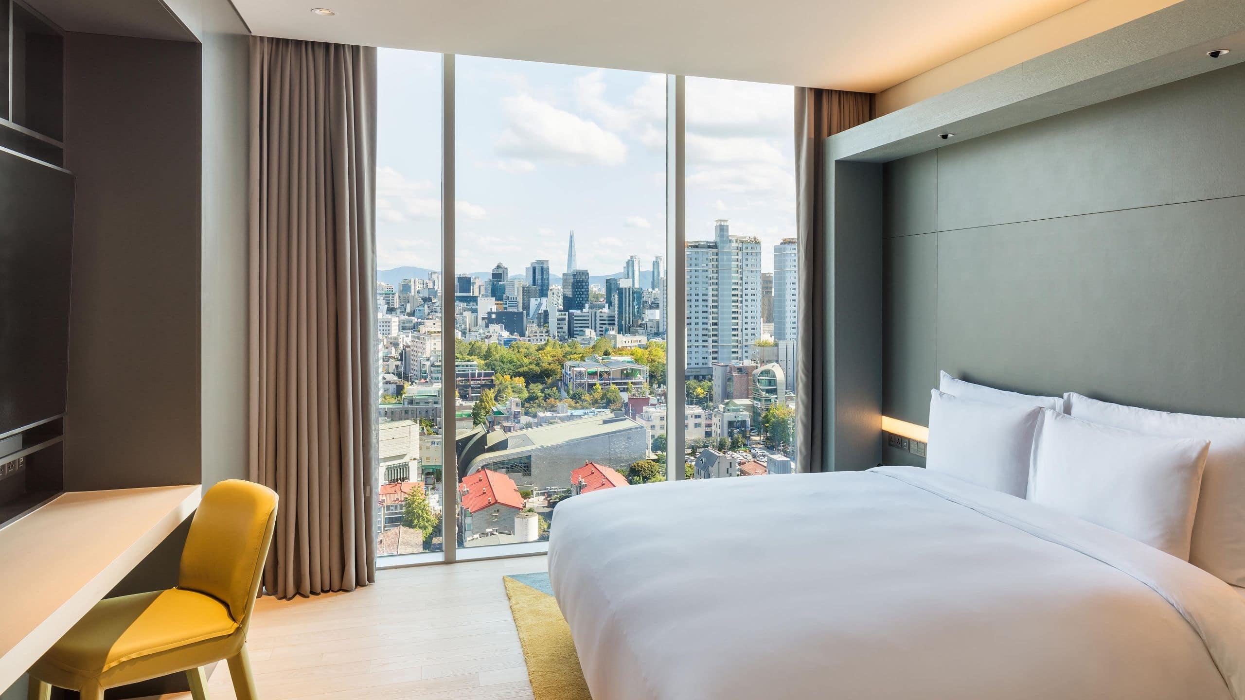 Sky, Suite, King Bed, Terrace